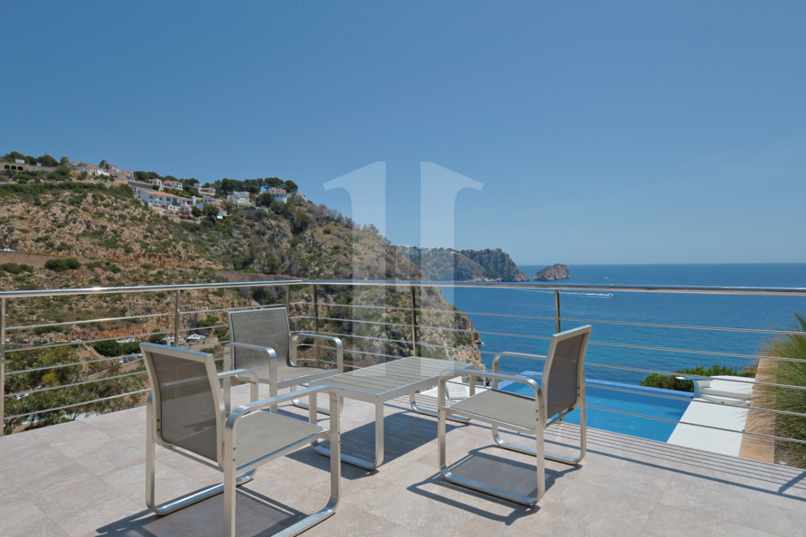 Villa de lujo en primera línea de la Cala Granadella Jávea