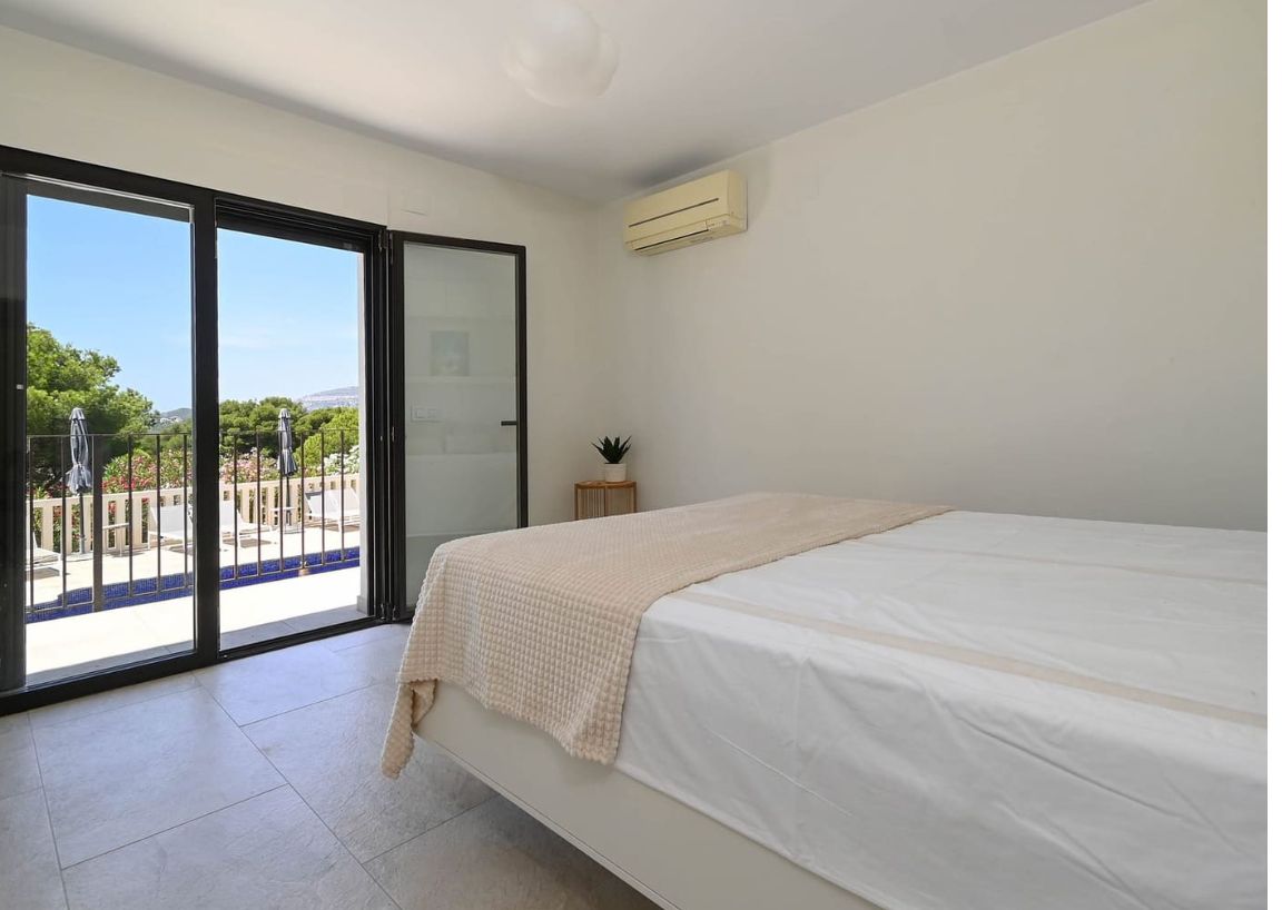 Certaines maisons offrent une vue. Celle-ci en offre toutes.