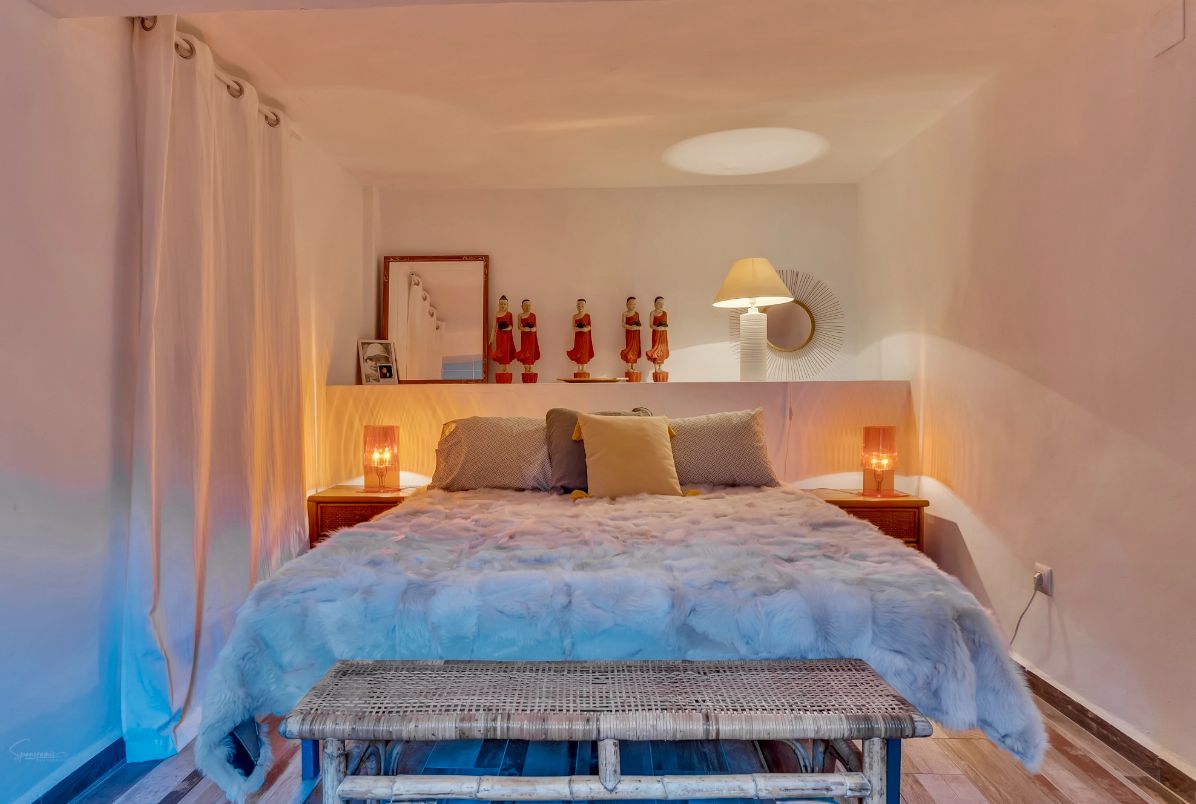 Villa exclusive avec des vues panoramiques imprenables sur la mer à Las Rotas, Dénia