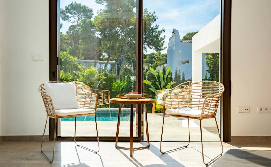 Villa moderne à quelques pas de la mer à Javea