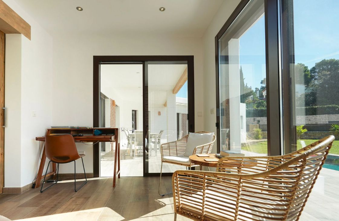 Villa moderne à quelques pas de la mer à Javea