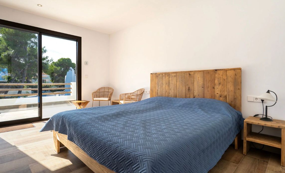 Villa moderne à quelques pas de la mer à Javea