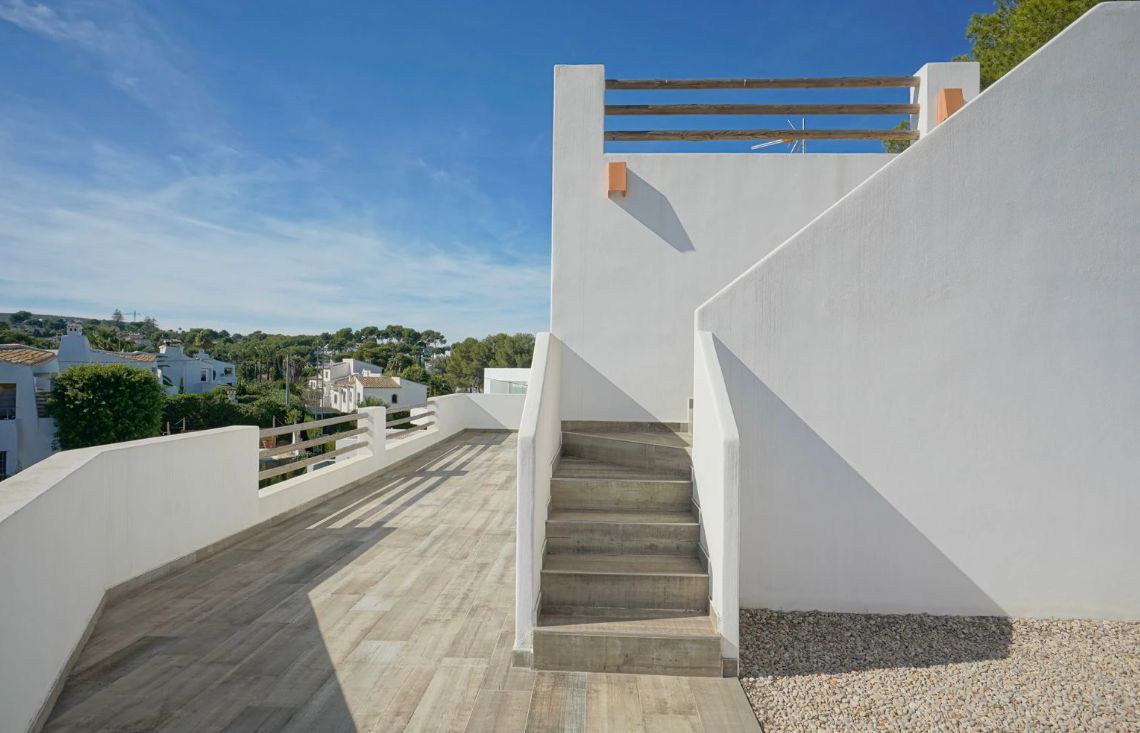 Villa moderne à quelques pas de la mer à Javea