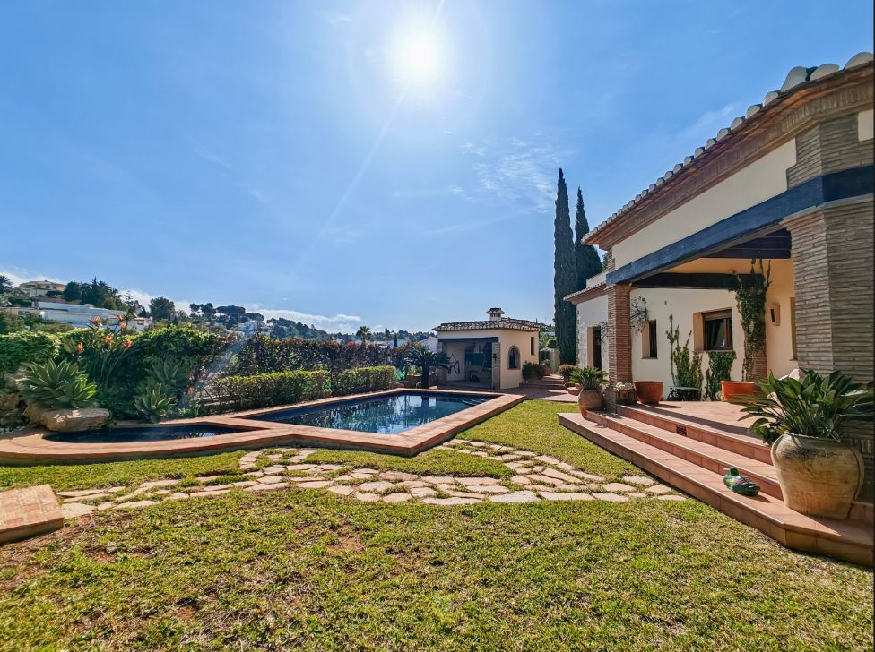 VILLA ALMA – CHARME ET CONFORT À DÉNIA