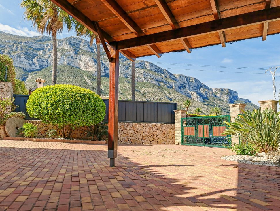 VILLA ALMA – CHARME ET CONFORT À DÉNIA