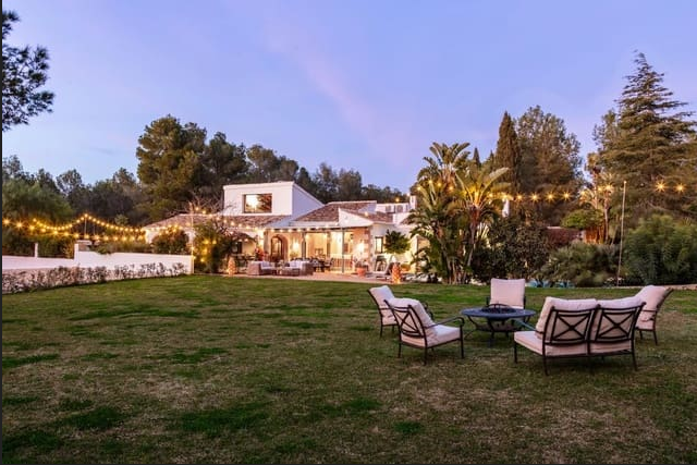 Magnifique finca à Jávea, entièrement rénovée avec d'excellentes qualités.
