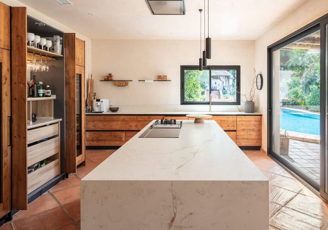 Magnifique finca à Jávea, entièrement rénovée avec d'excellentes qualités.