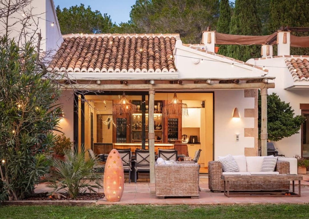 Magnifique finca à Jávea, entièrement rénovée avec d'excellentes qualités.