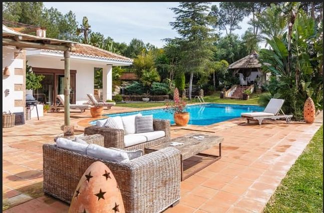 Magnifique finca à Jávea, entièrement rénovée avec d'excellentes qualités.