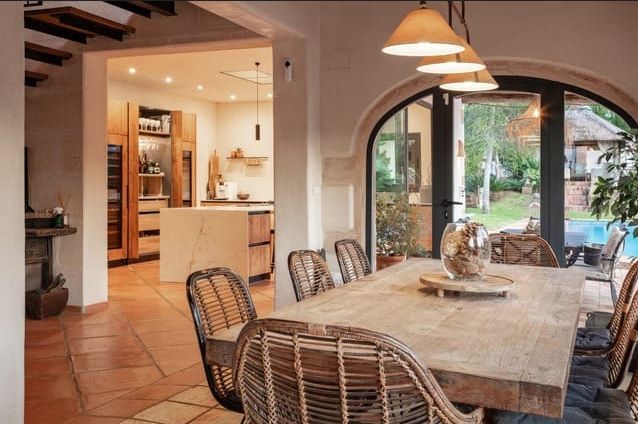 Magnifique finca à Jávea, entièrement rénovée avec d'excellentes qualités.
