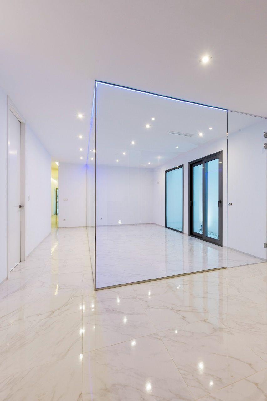Villa moderne avec vue mer