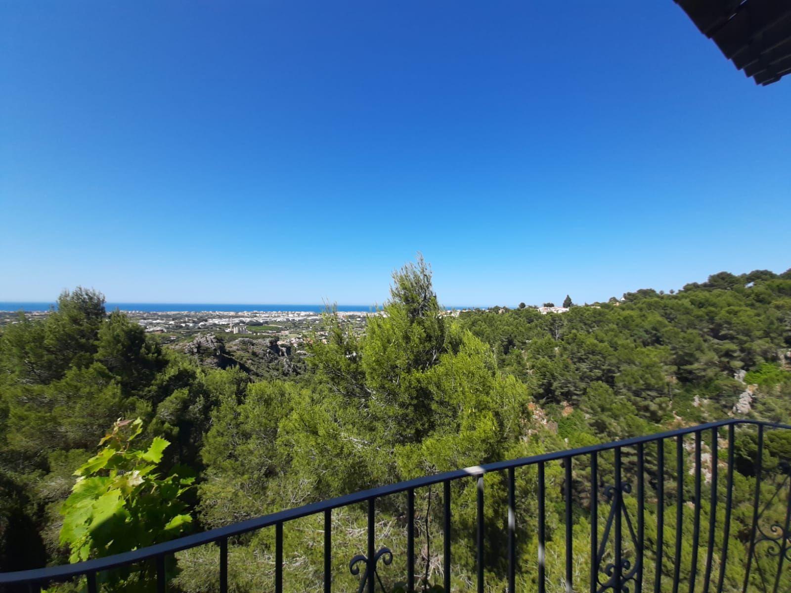 Villa with stunning sea view