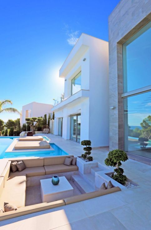 Villa till salu med 4 sovrum och pool i Jávea