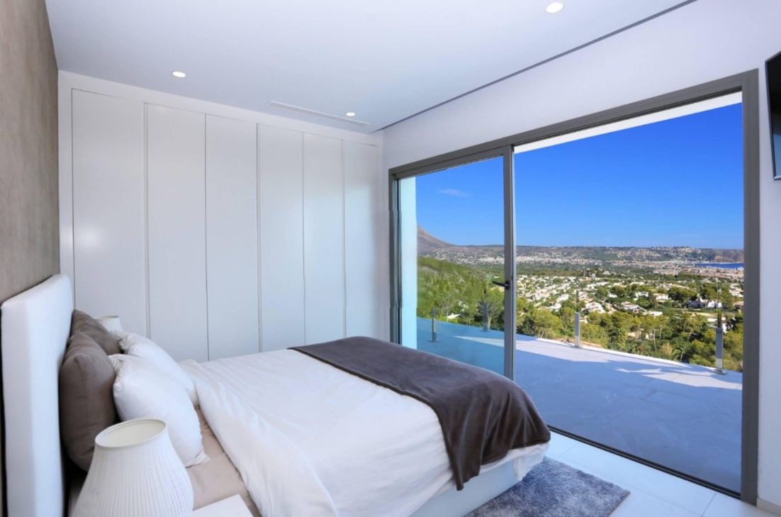 Villa till salu med 4 sovrum och pool i Jávea