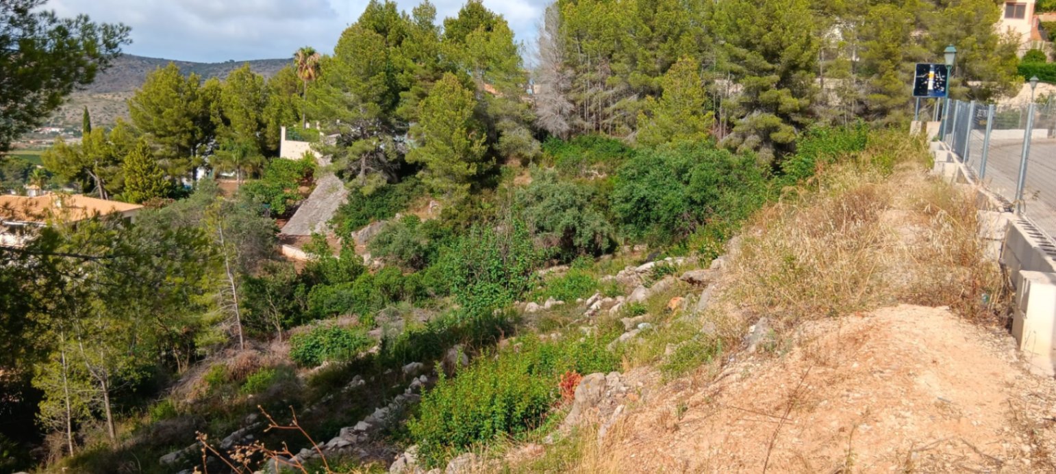 Parcela con vistas panorámicas al Mar en Dénia - La Sella Golf