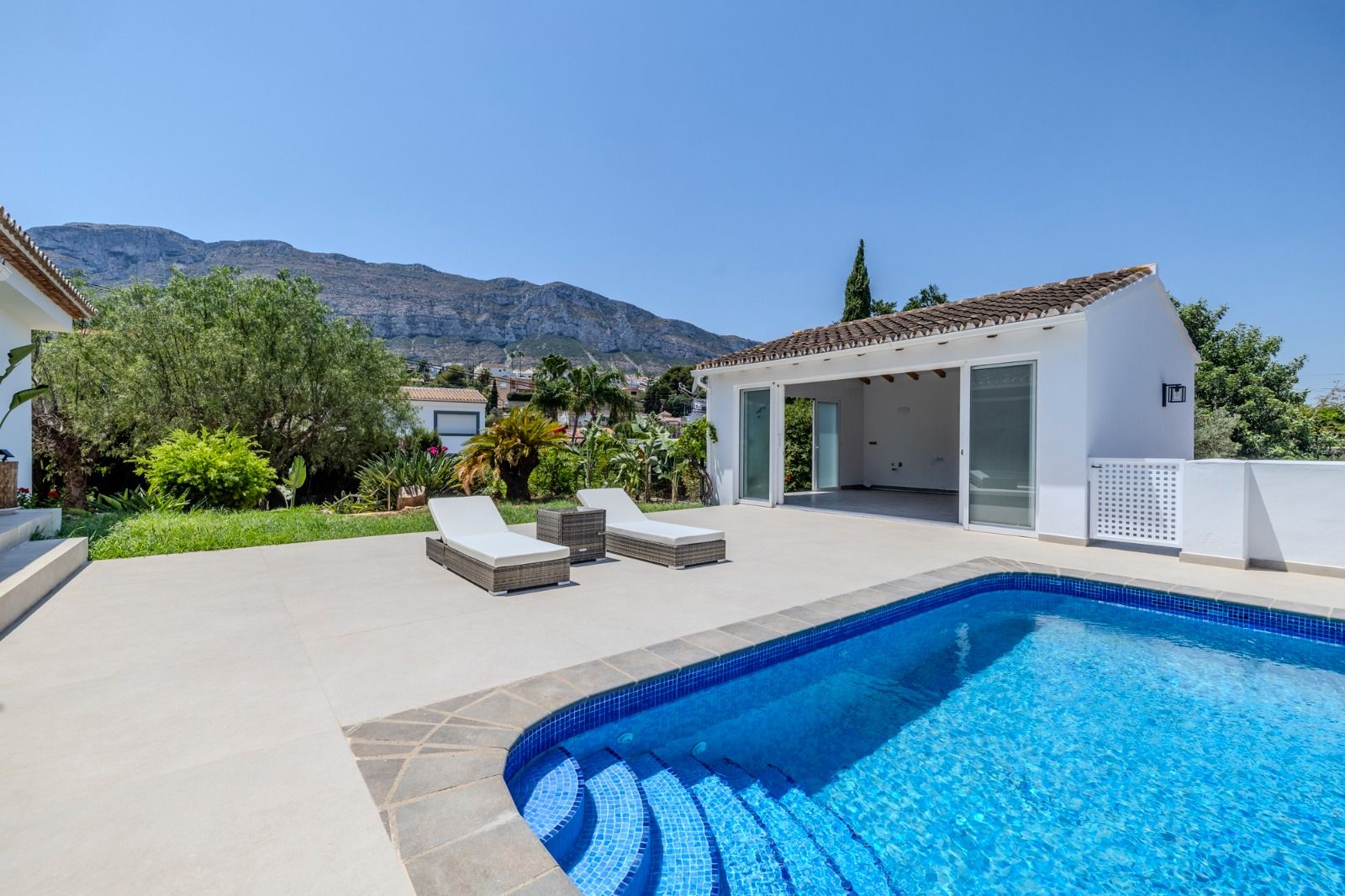 SPECTACULAIRE VILLA MODERNE À DENIA