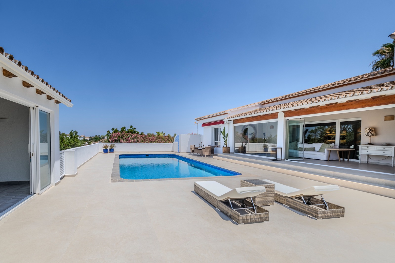 SPECTACULAIRE VILLA MODERNE À DENIA