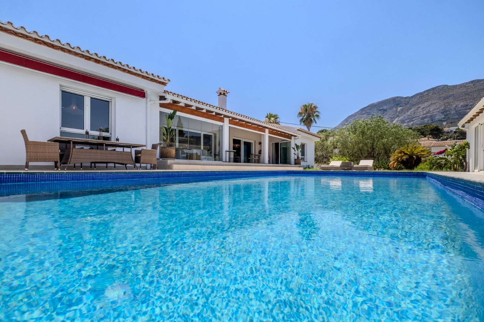 SPECTACULAIRE VILLA MODERNE À DENIA