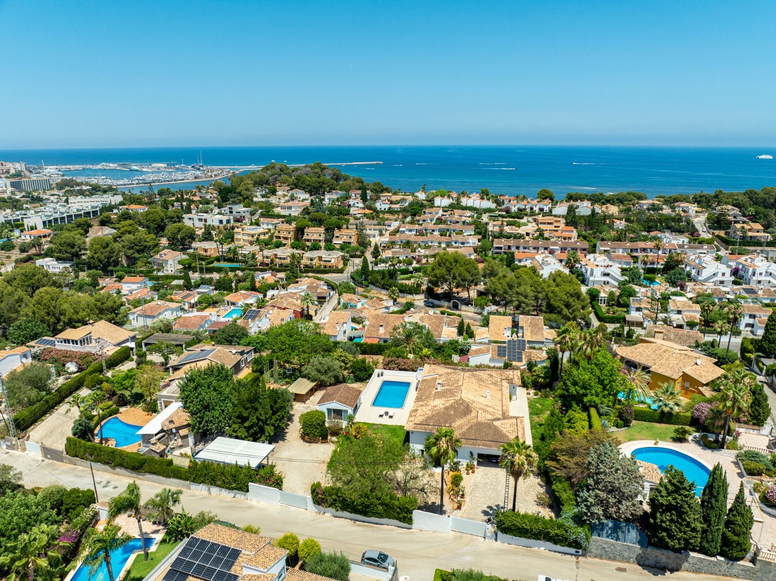 SPECTACULAIRE VILLA MODERNE À DENIA