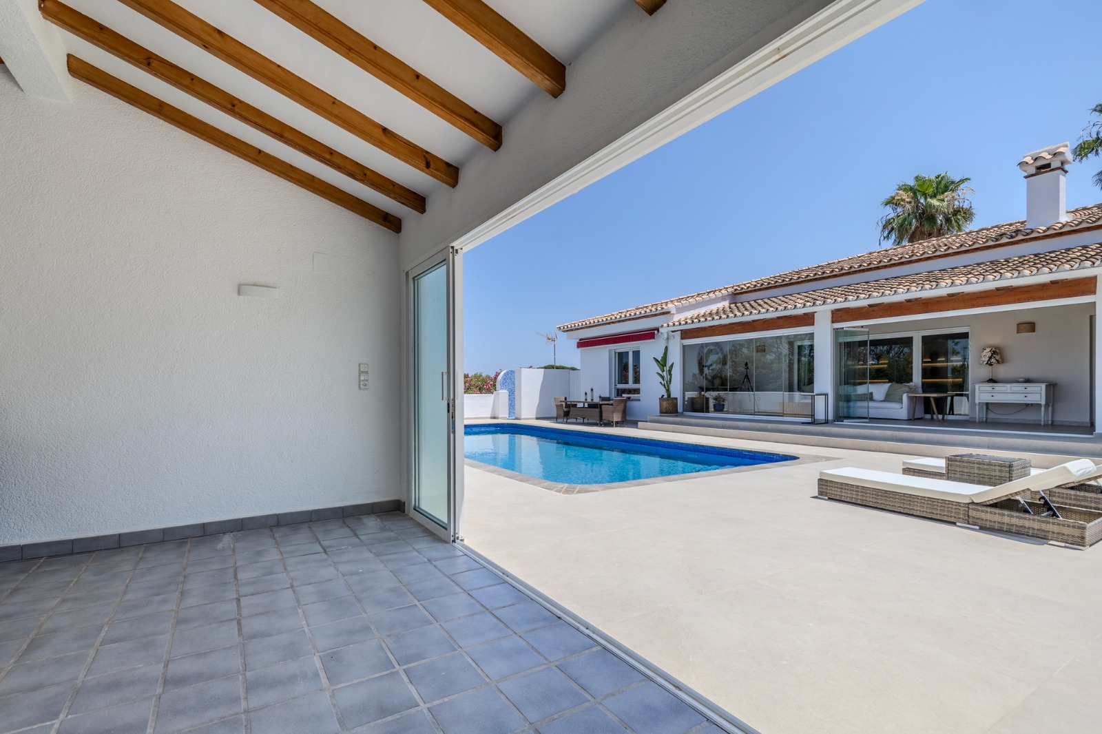 SPECTACULAIRE VILLA MODERNE À DENIA