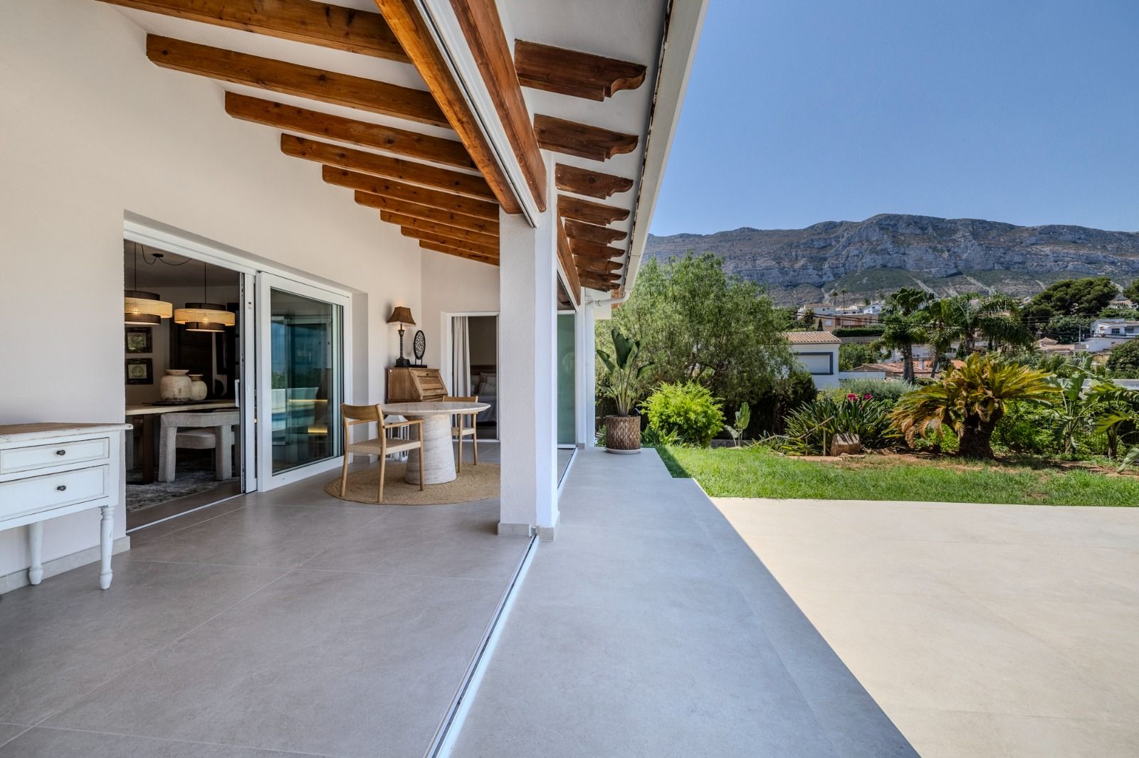 SPECTACULAIRE VILLA MODERNE À DENIA