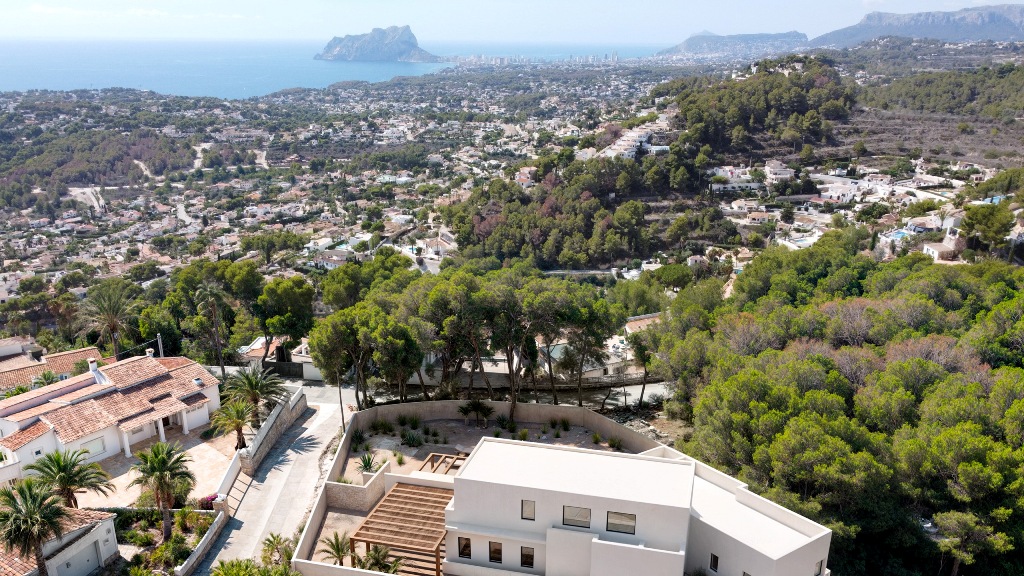 villa de style ibicenco avec vue sur la mer à Moraira