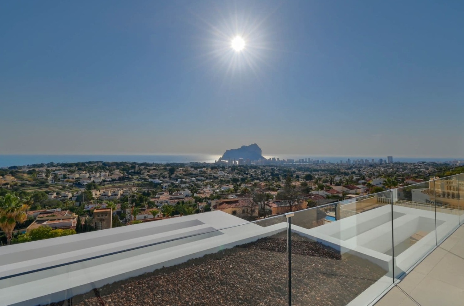 Chalet neuf avec vue sur la mer à Calpe