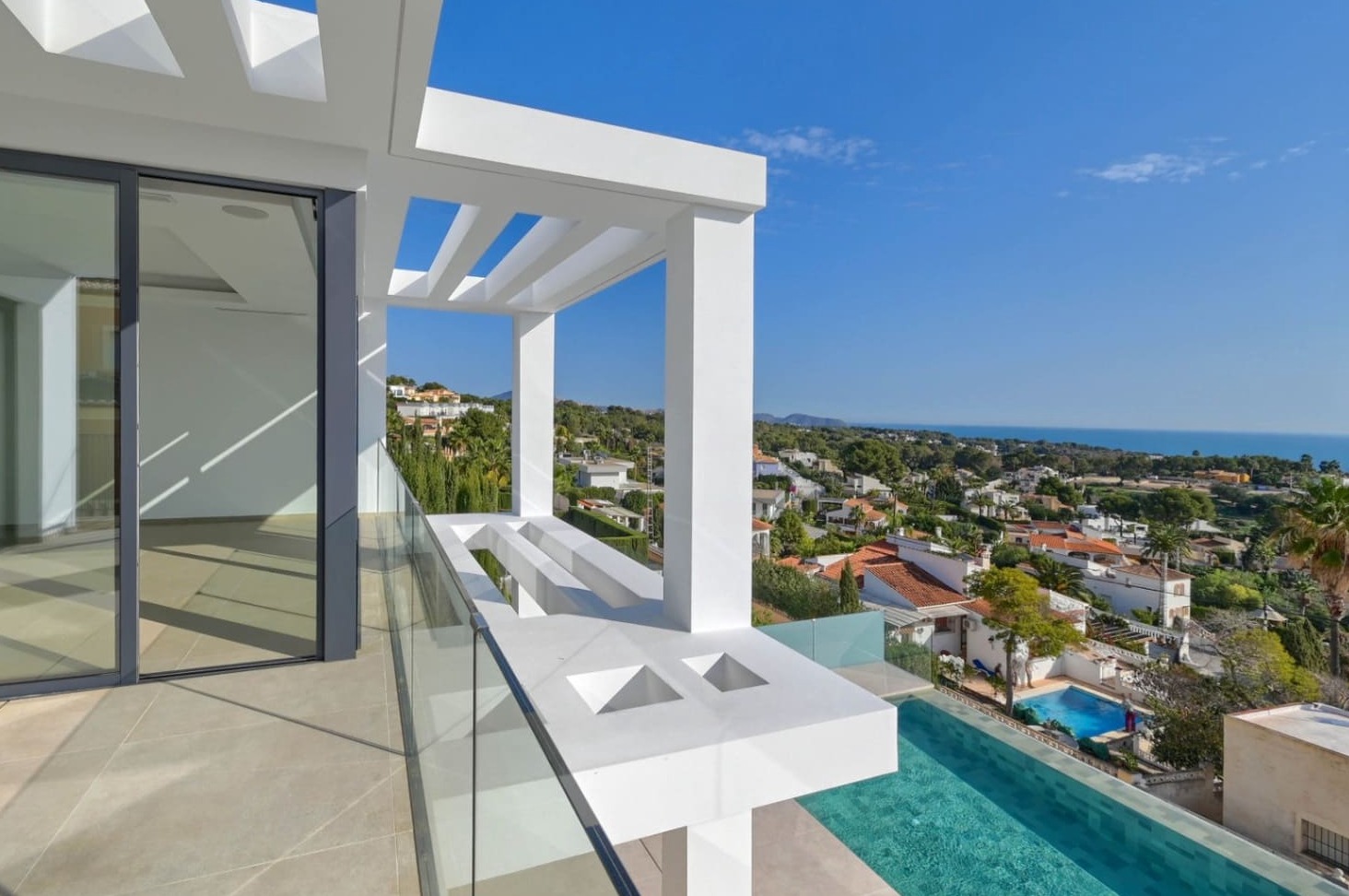 Chalet neuf avec vue sur la mer à Calpe