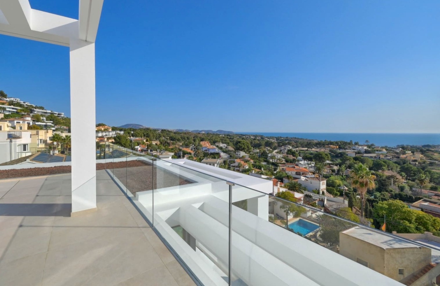 Chalet neuf avec vue sur la mer à Calpe