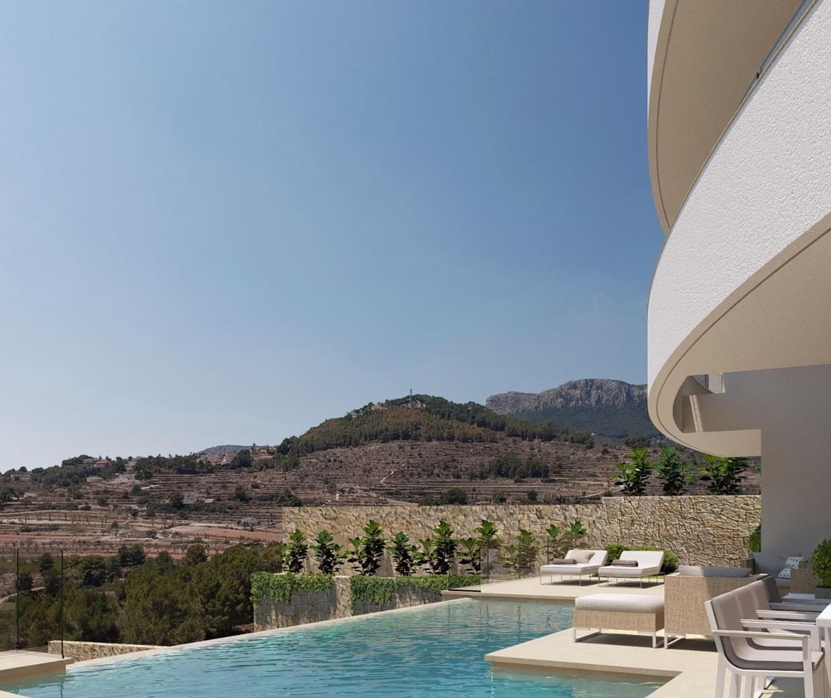 VILLA MIT MEERBLICK IM BAU IN CALPE