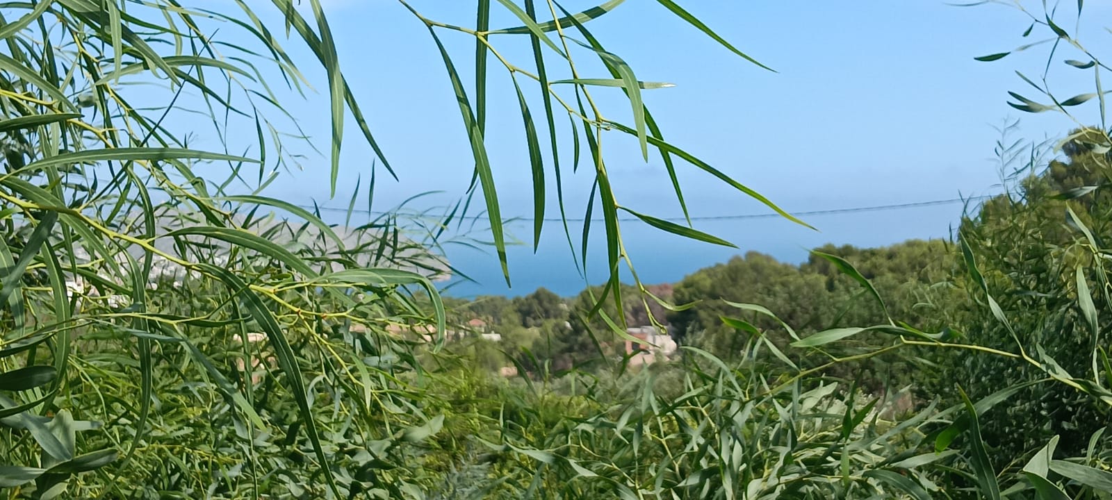 Tomter med havsutsikt i Moraira Benimeit
