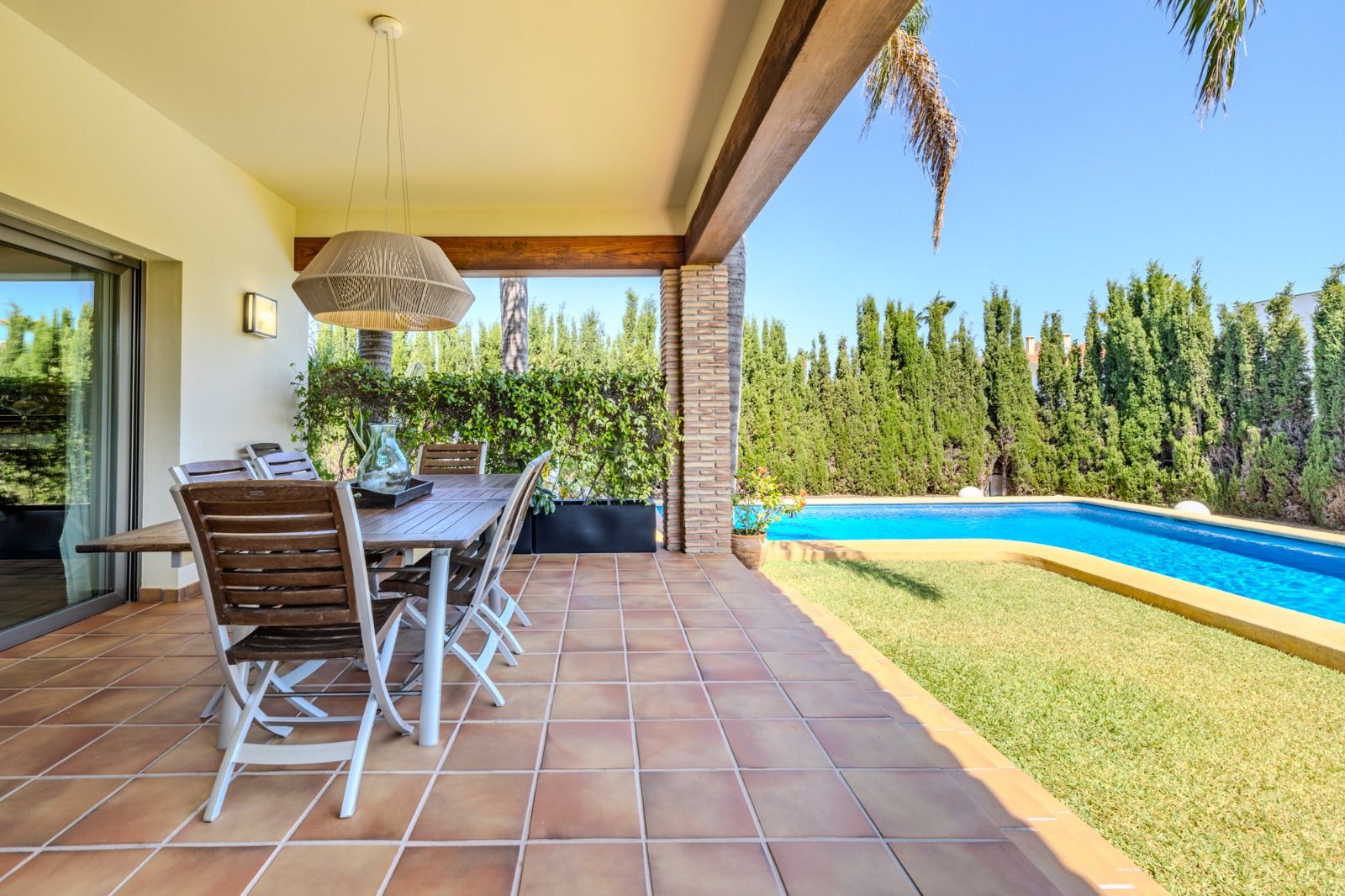 BEAUTIFUL VILLA IN DENIA VERY CLOSE TO THE TOWN