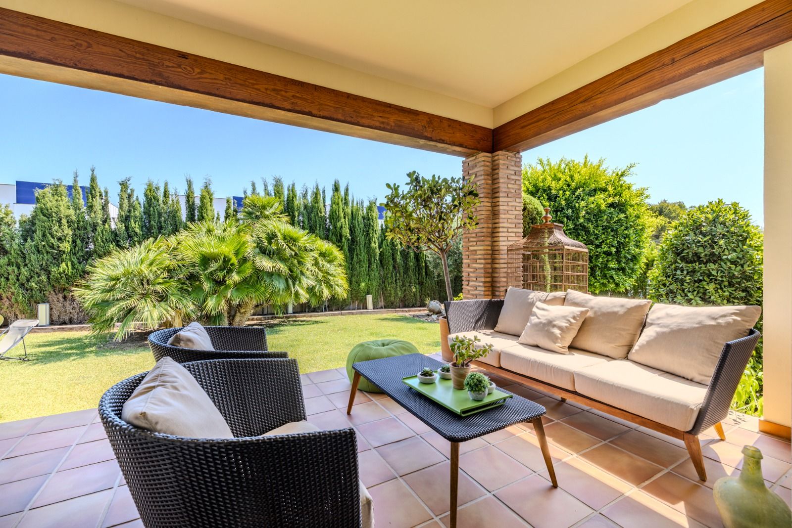 BEAUTIFUL VILLA IN DENIA VERY CLOSE TO THE TOWN