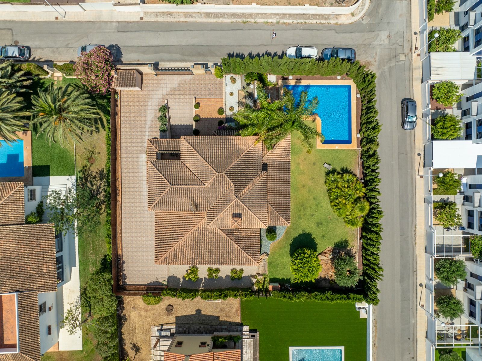 BEAUTIFUL VILLA IN DENIA VERY CLOSE TO THE TOWN