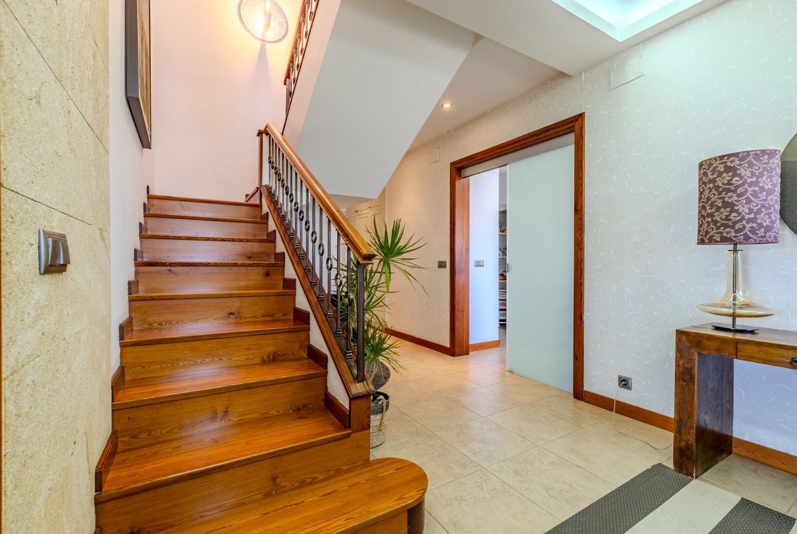 BEAUTIFUL VILLA IN DENIA VERY CLOSE TO THE TOWN