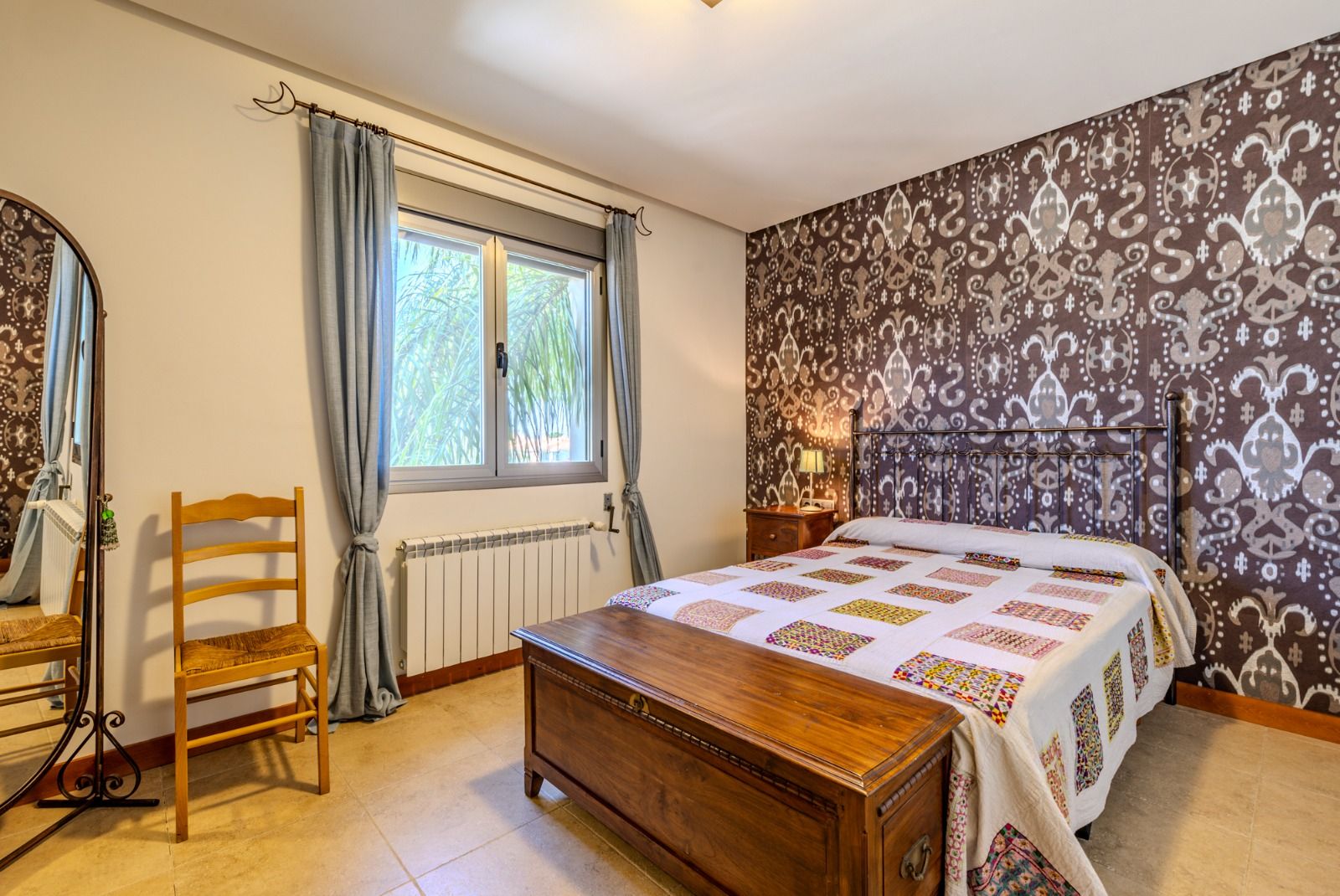 BEAUTIFUL VILLA IN DENIA VERY CLOSE TO THE TOWN