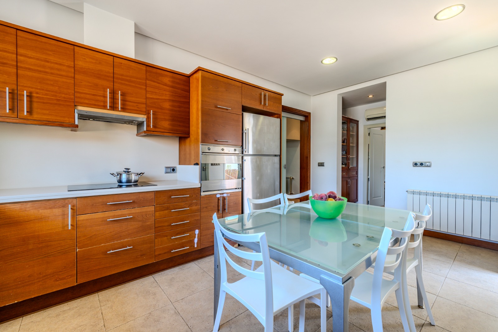 BEAUTIFUL VILLA IN DENIA VERY CLOSE TO THE TOWN