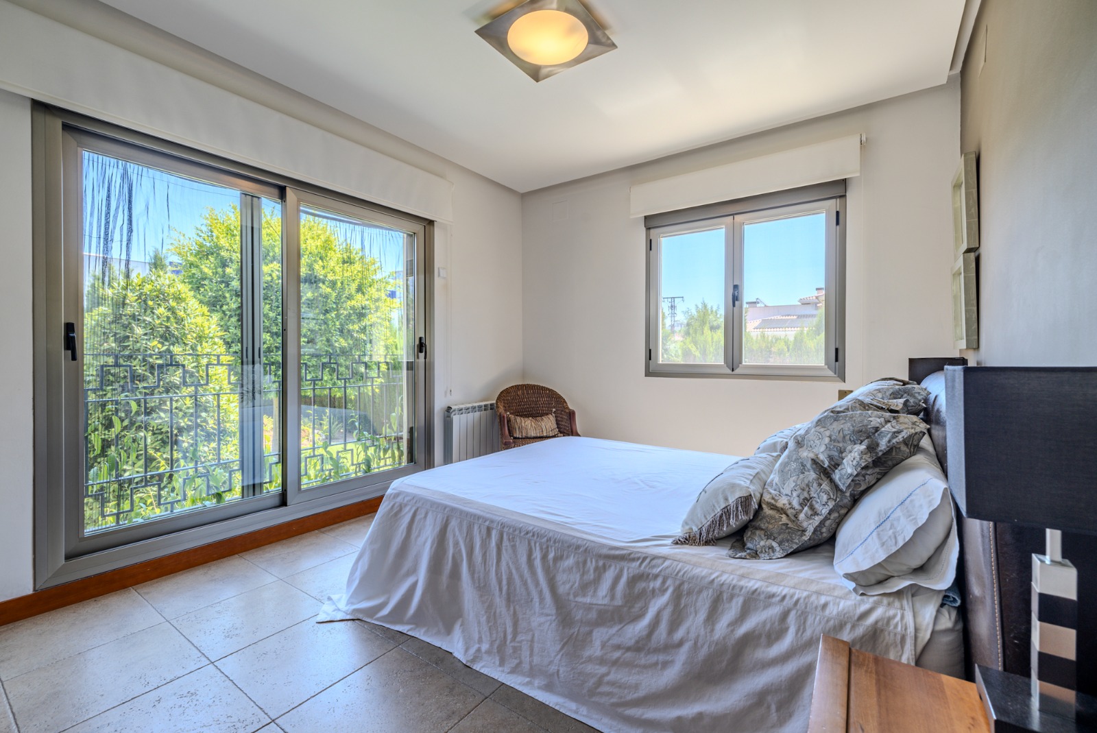BEAUTIFUL VILLA IN DENIA VERY CLOSE TO THE TOWN