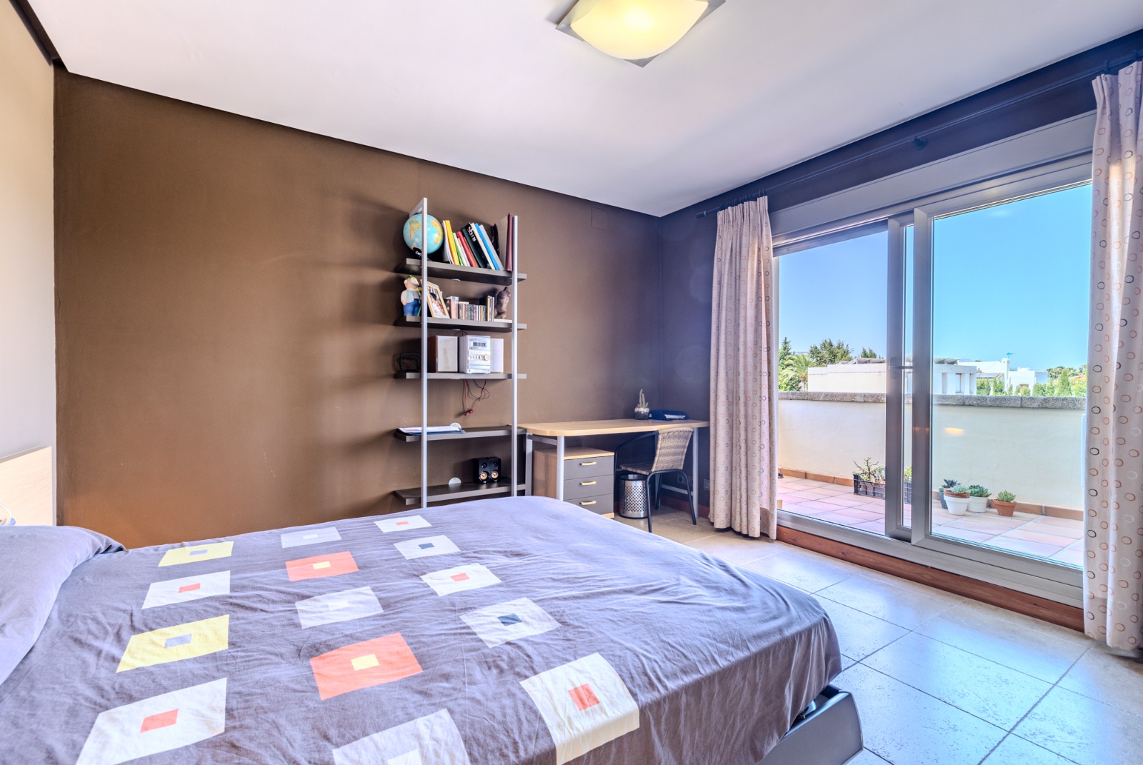 BEAUTIFUL VILLA IN DENIA VERY CLOSE TO THE TOWN
