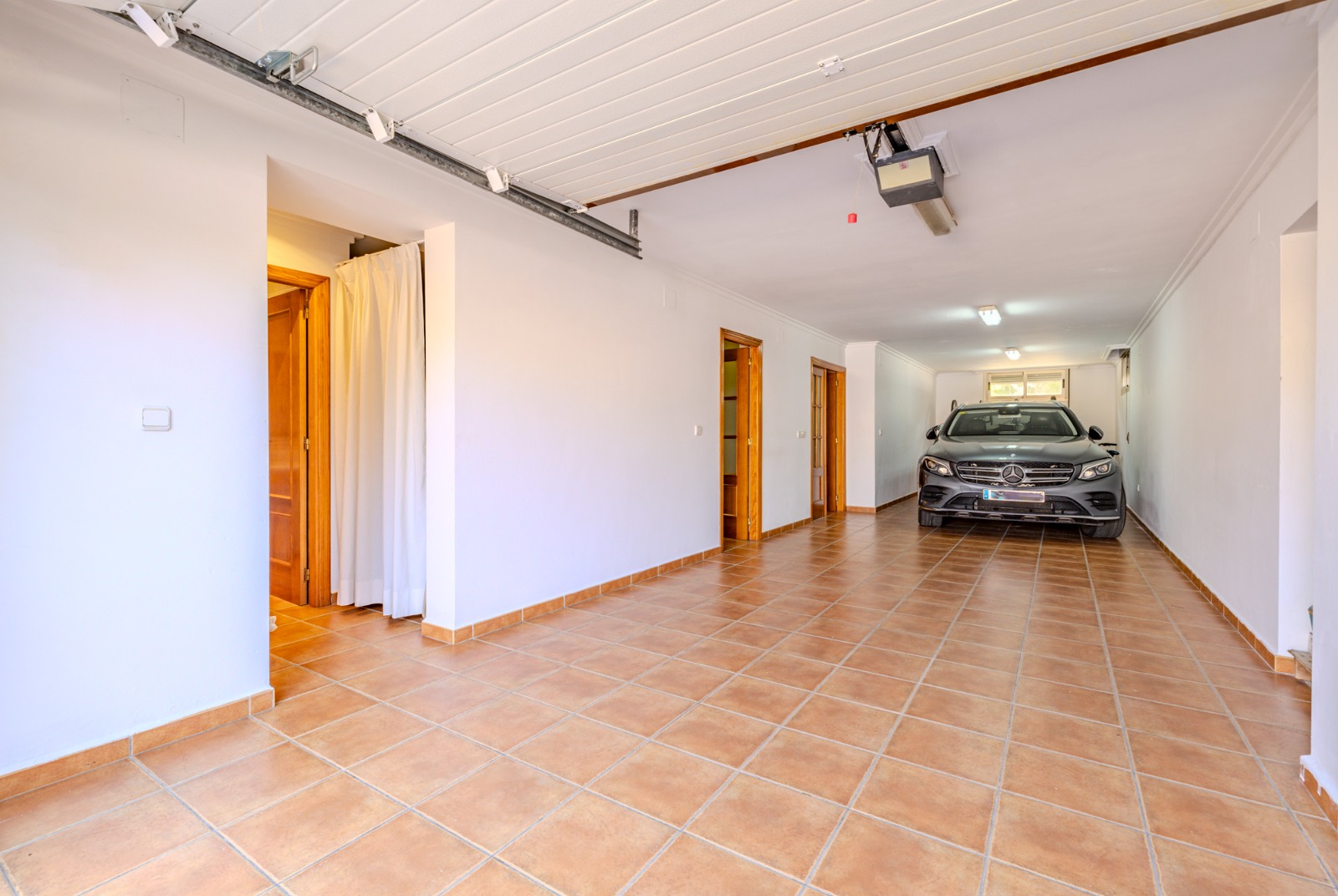 BEAUTIFUL VILLA IN DENIA VERY CLOSE TO THE TOWN