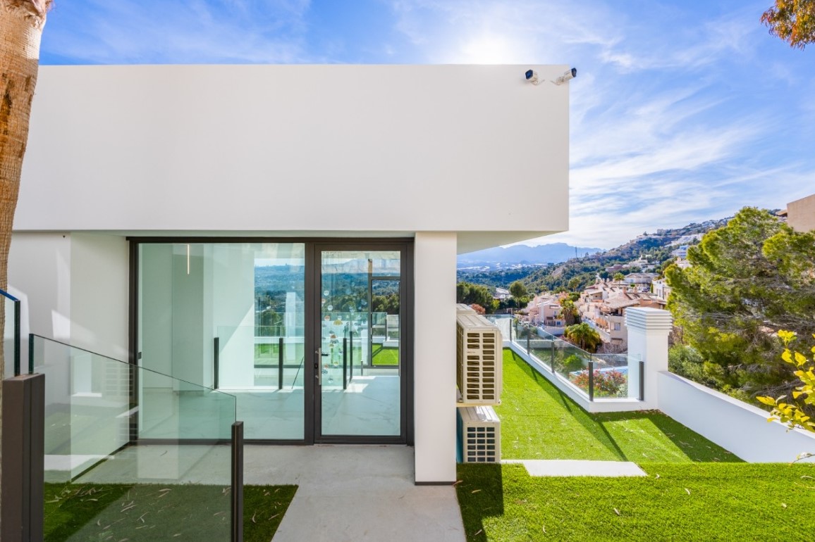 Villa de luxe avec vue panoramique sur la mer à Altea Hills