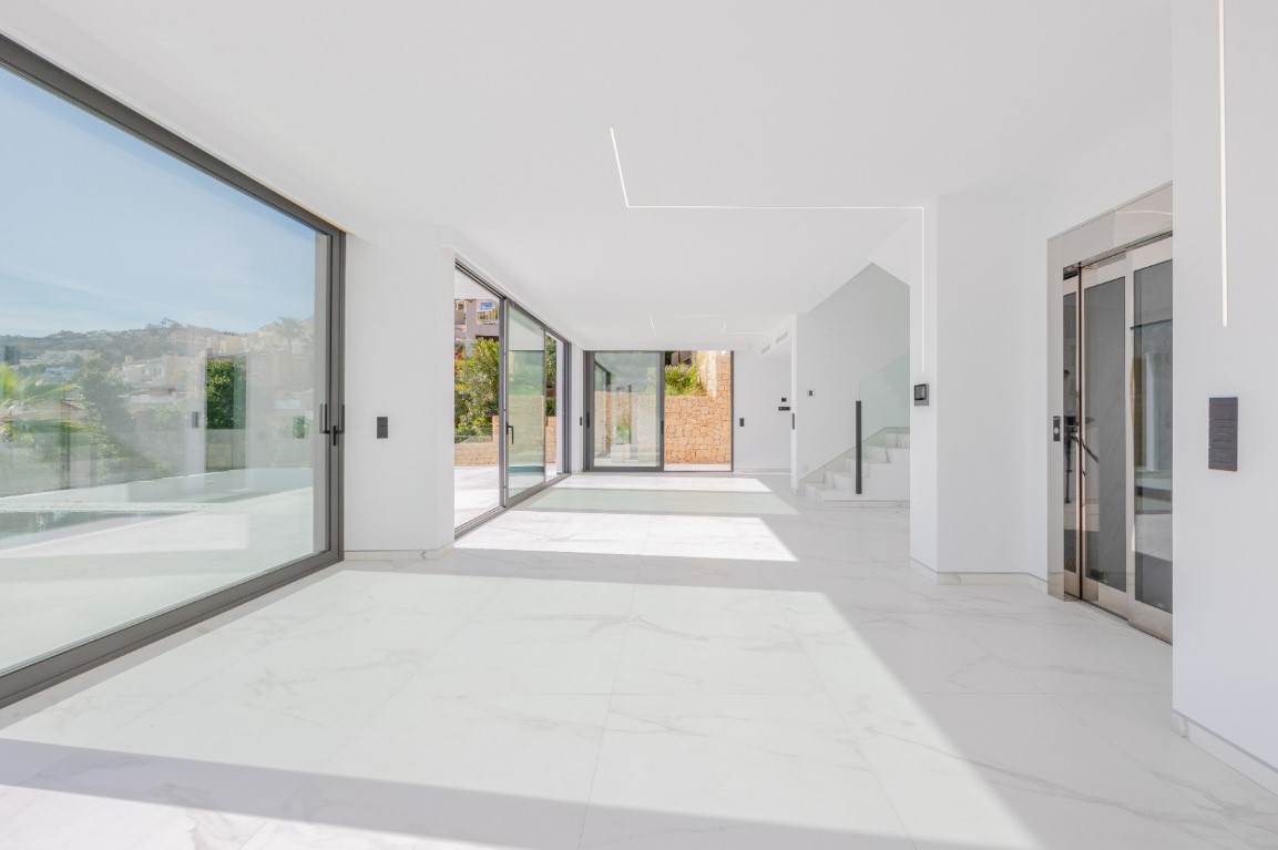 Villa de luxe avec vue panoramique sur la mer à Altea Hills