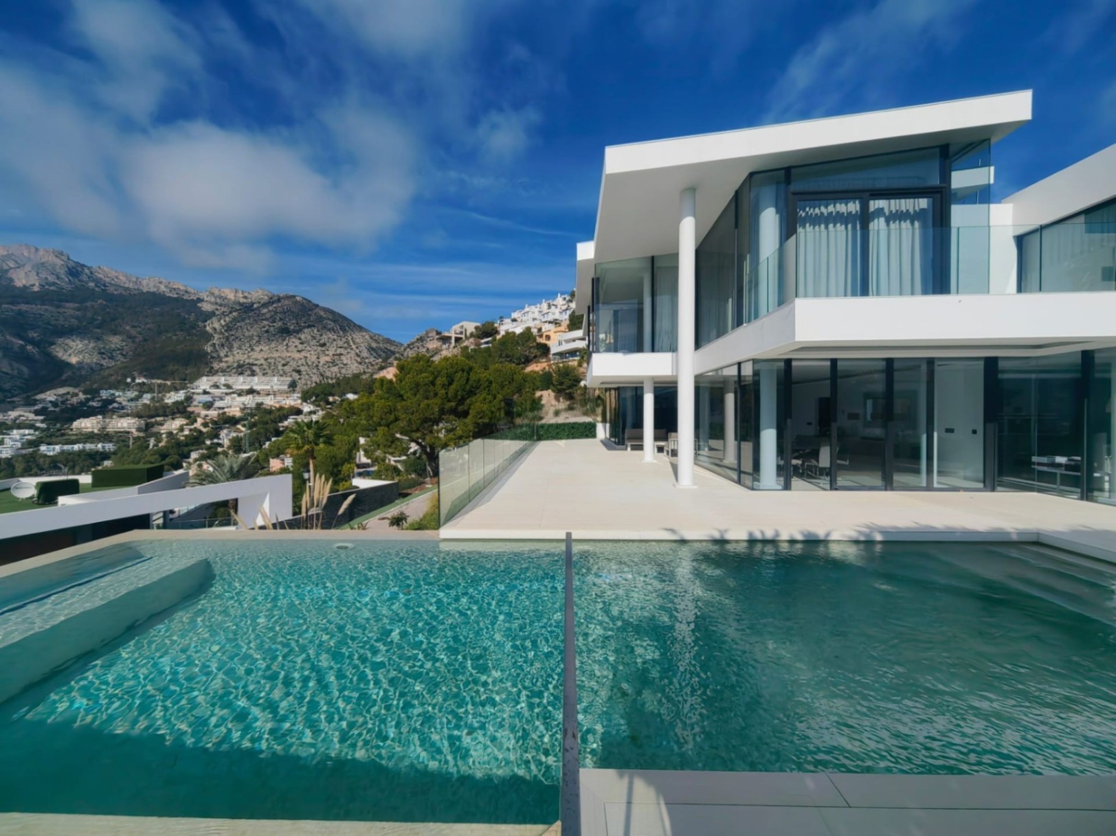 Luksusvilla med havutsikt i Altea Hills