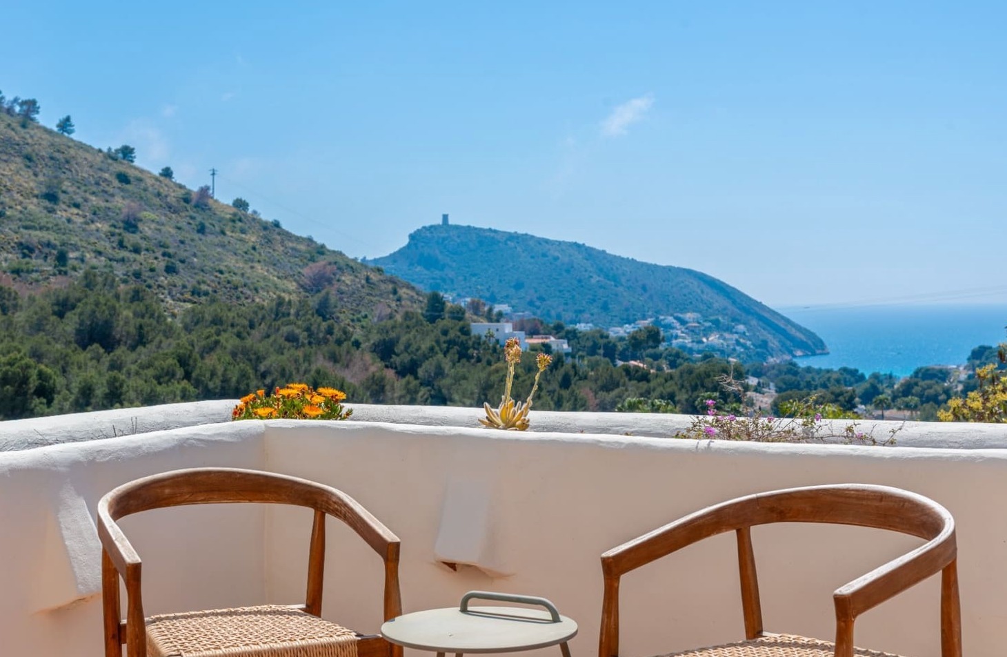 IBIZA-STYLE VILLA IN EL PORTET, MORAIRA