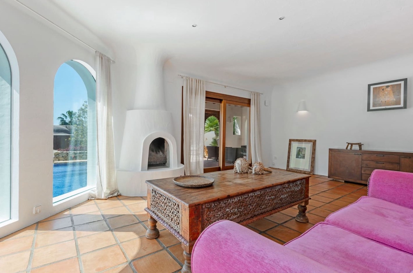IBIZA-STYLE VILLA IN EL PORTET, MORAIRA