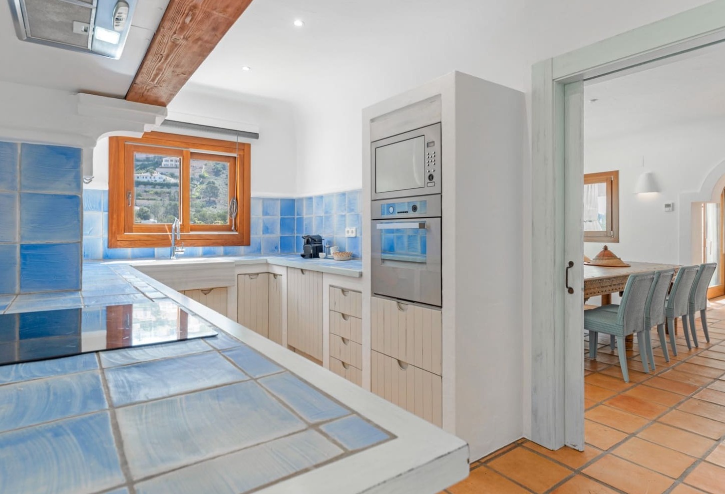 IBIZA-STYLE VILLA IN EL PORTET, MORAIRA