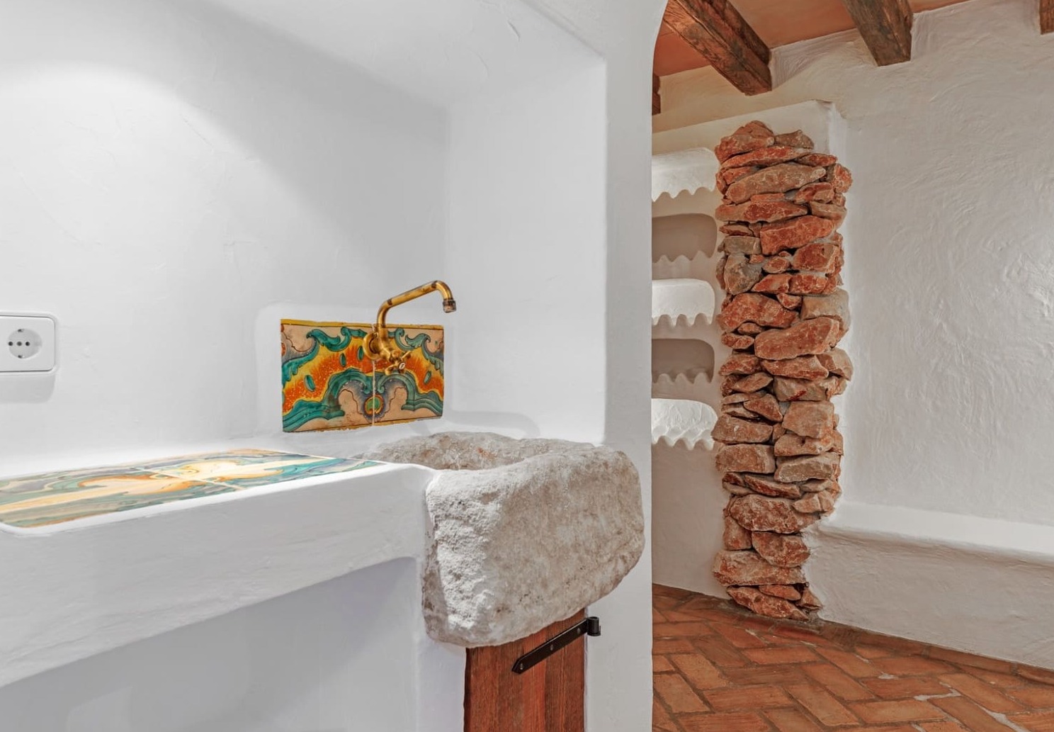 IBIZA-STYLE VILLA IN EL PORTET, MORAIRA