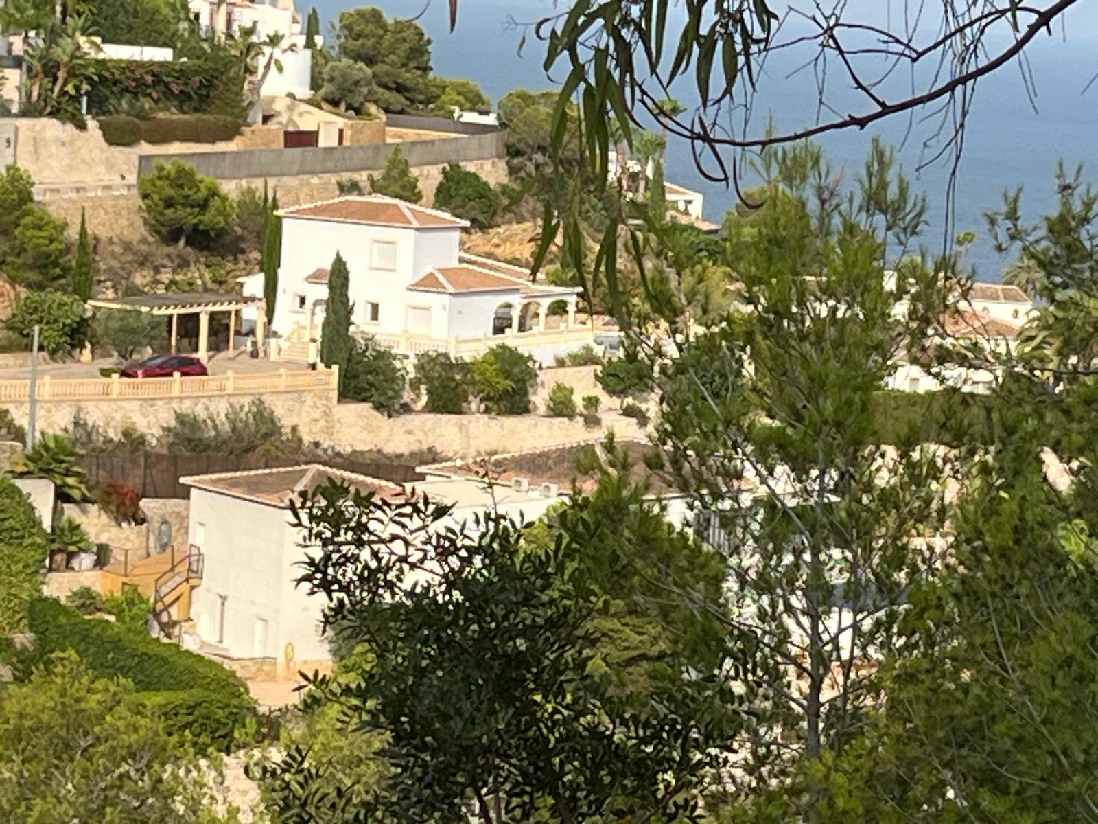 Exclusieve Perceel met Panoramisch Uitzicht op de Zee in La Corona, Jávea