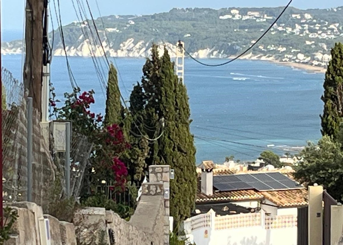 Exclusieve Perceel met Panoramisch Uitzicht op de Zee in La Corona, Jávea